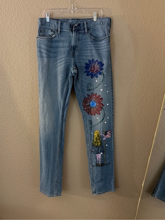Time and True Denim - Time and Tru Light Blue Skinny Jeans with Painted Floral Design